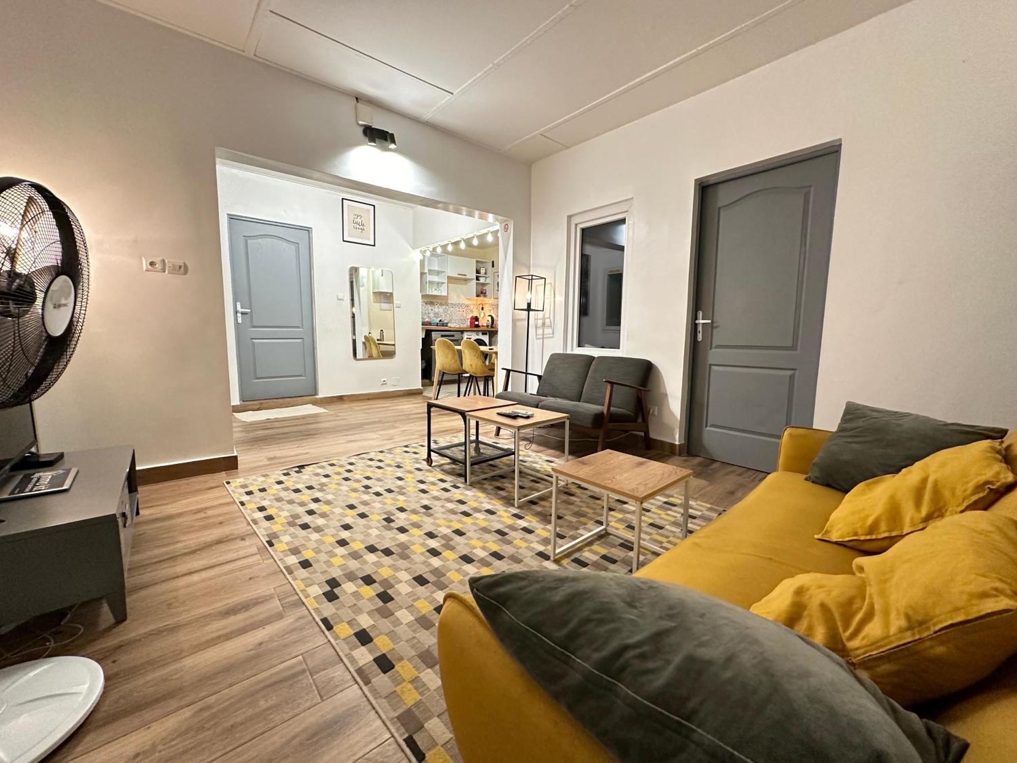 Cosy Maison Avec Terrasse Loc Voiture 4x4-prix Reduit Pendant Travaux * Dakar